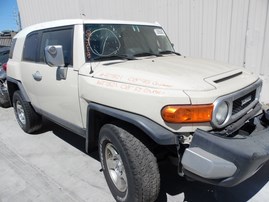 2008 TOYOTA FJ CRUISER TAN 4.0L AT 4WD Z17821